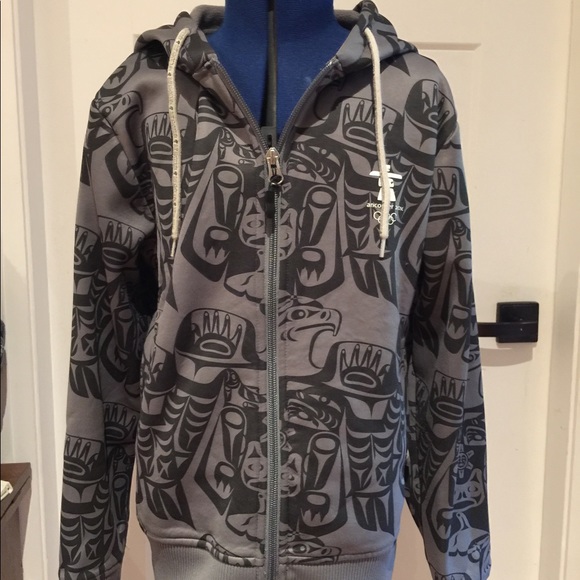 Olympics 2010 Jacket - Picture 1 of 5